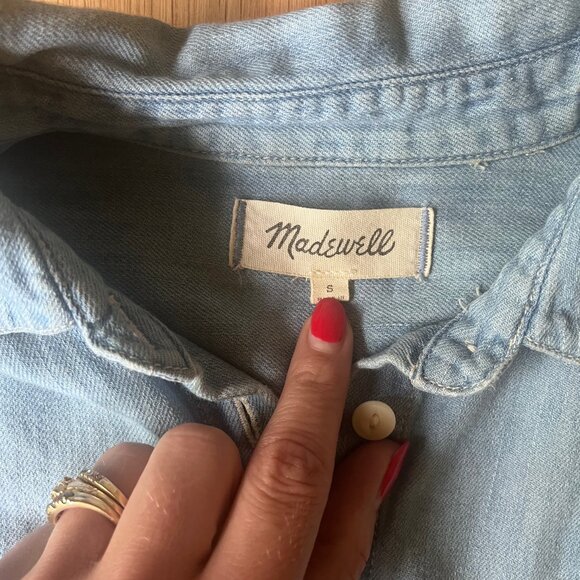 Madewell Boxy Denim Button-Up - Picture 2 of 2